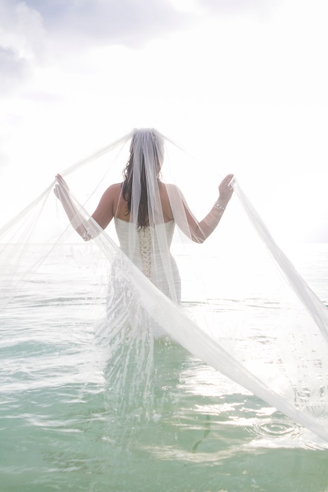 PRISCILA Y GABRIEL TRASH-10200