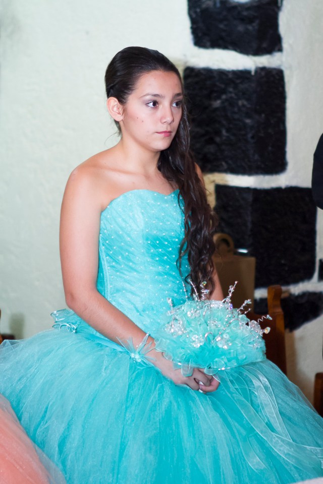 Nathaly y Gyselle XV-10001